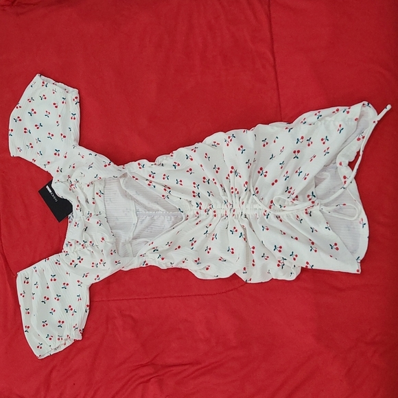 🍒 NWT Fashion Nova Cherries Cut out Dress Ruched XL - Picture 3 of 9